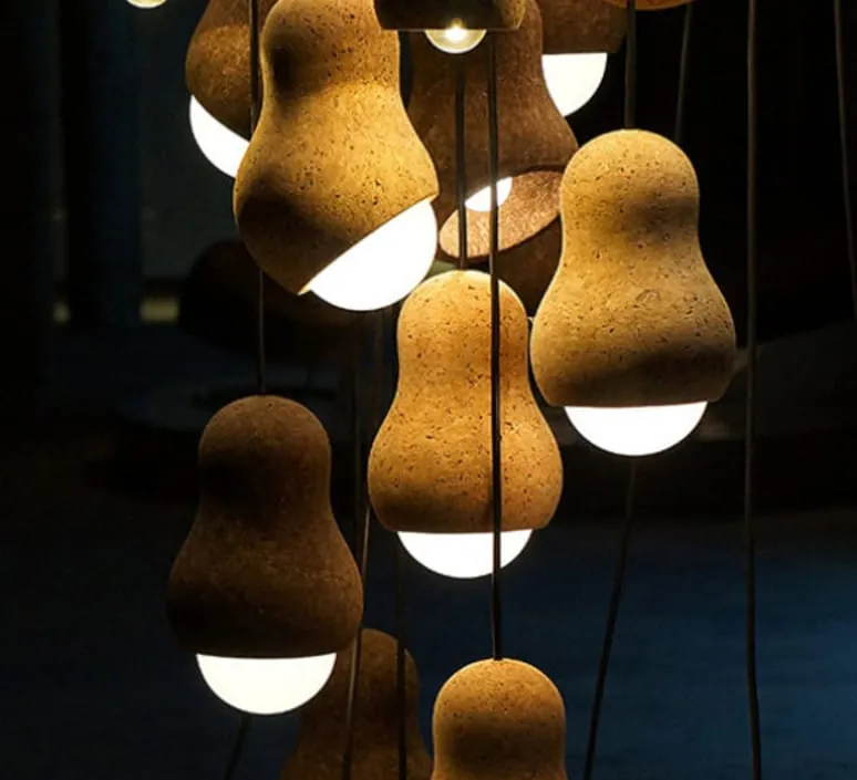 Corka: la suspension en liège qui éclaire le design moderne.