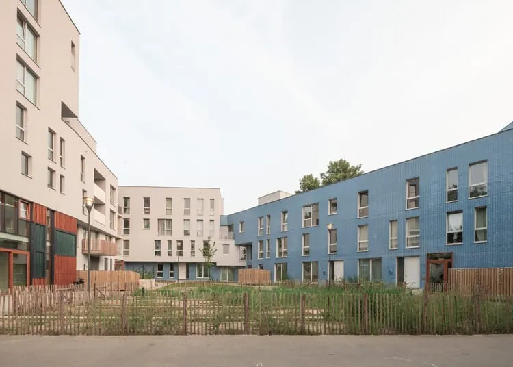 Destrier Housing Block: L’Élégance Durable à Bruxelles