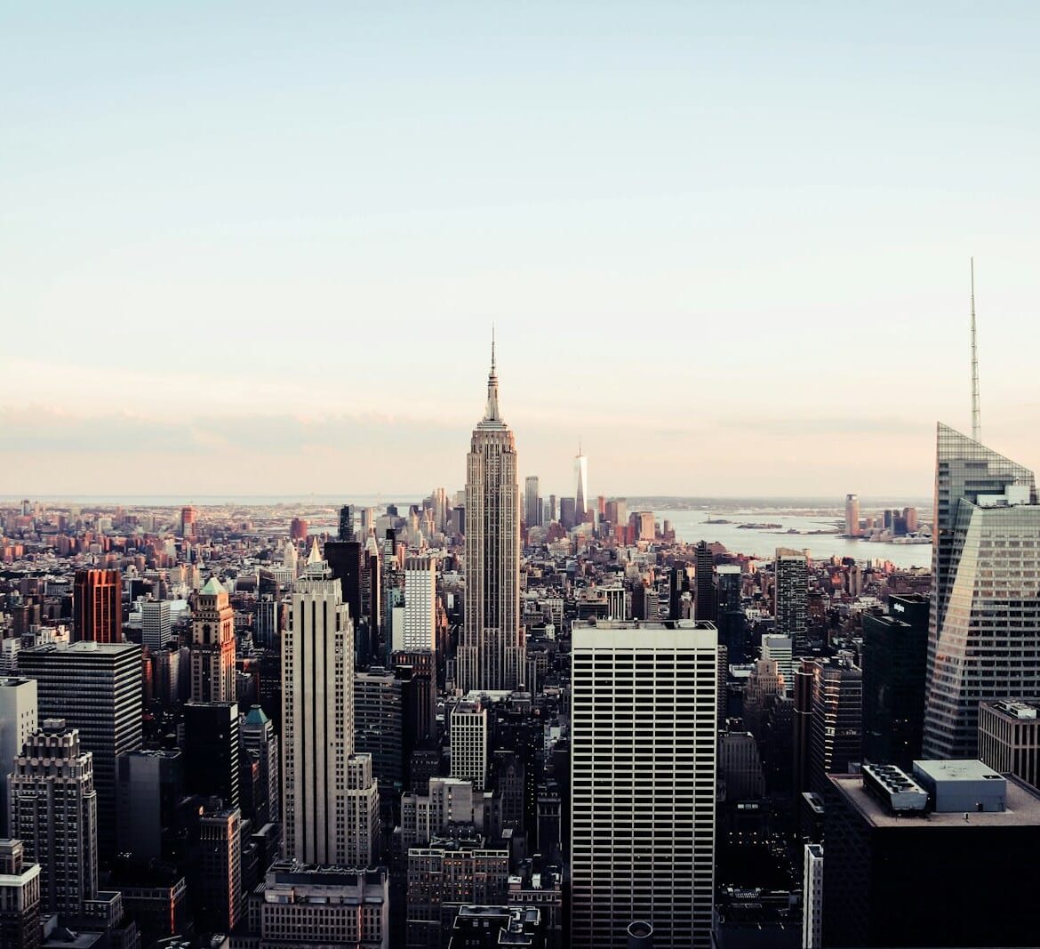 New Museum New York extension par OMA et Rem Koolhaas architecture contemporaine Bowery Manhattan